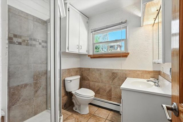 1632 Columbia Drive SE, Albuquerque, NM 87106