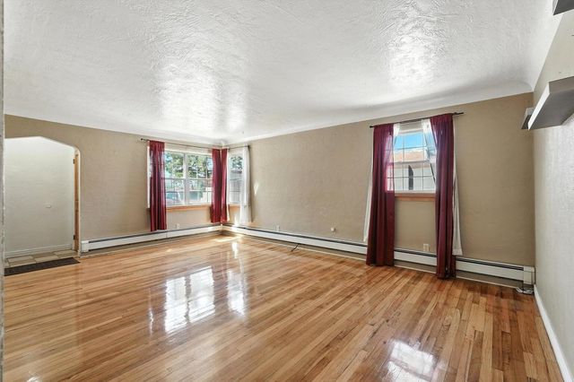 1632 Columbia Drive SE, Albuquerque, NM 87106