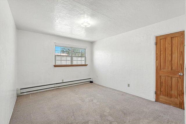 1632 Columbia Drive SE, Albuquerque, NM 87106