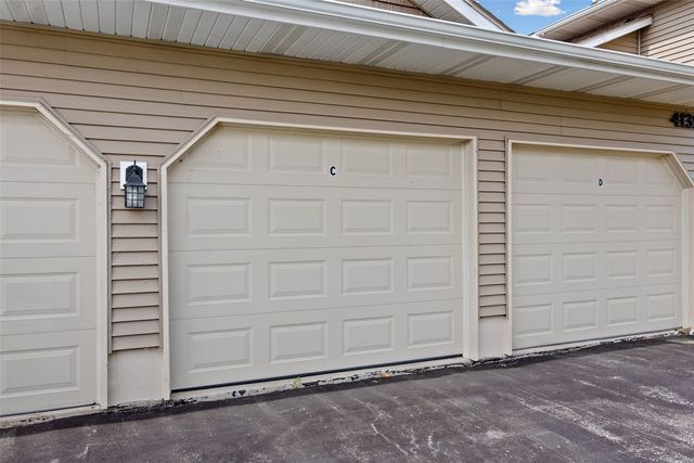 4131 Blue Jay Drive NE Unit C, Cedar Rapids, IA 52402