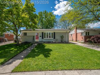 16660 Drake Street, Southgate, MI 48195