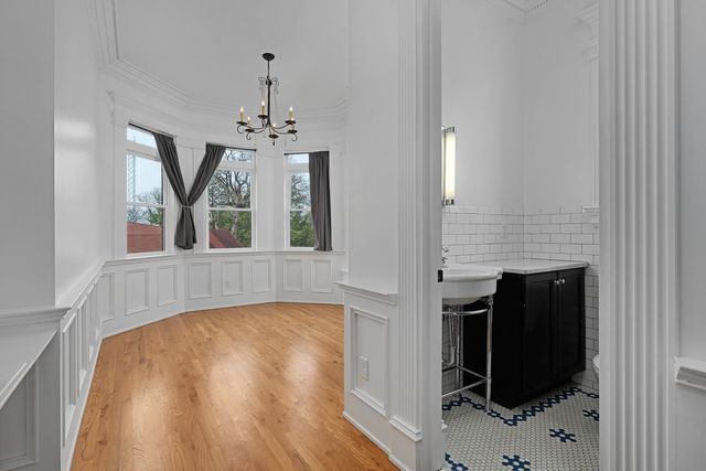 1115 E Brow Road, Lookout Mountain, TN 37350