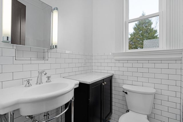 1115 E Brow Road, Lookout Mountain, TN 37350