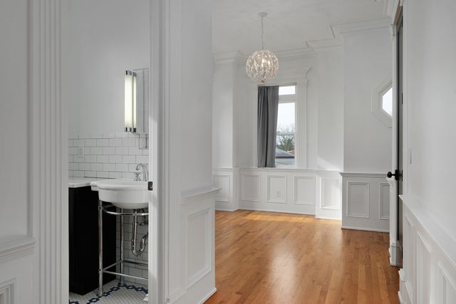 1115 E Brow Road, Lookout Mountain, TN 37350