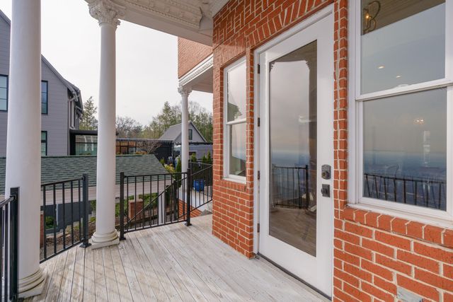 1115 E Brow Road, Lookout Mountain, TN 37350