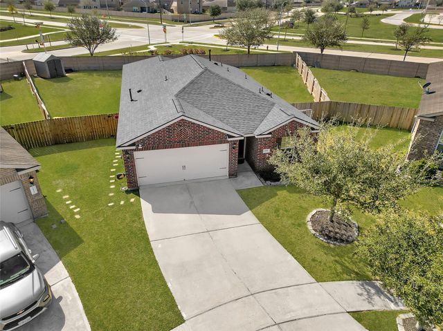 1802 Opal Peach Drive, Rosharon, TX 77583