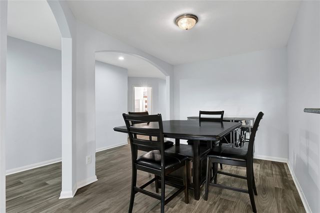 1802 Opal Peach Drive, Rosharon, TX 77583