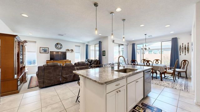 6119 Wyeth Drive SE, Albuquerque, NM 87106