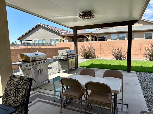 6119 Wyeth Drive SE, Albuquerque, NM 87106