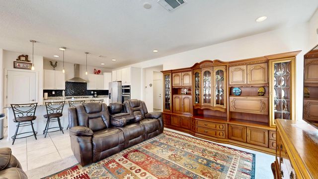 6119 Wyeth Drive SE, Albuquerque, NM 87106