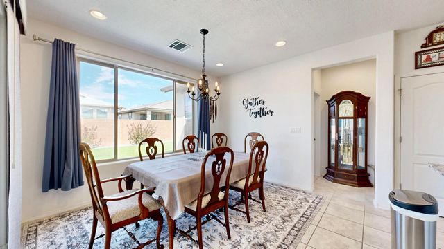 6119 Wyeth Drive SE, Albuquerque, NM 87106