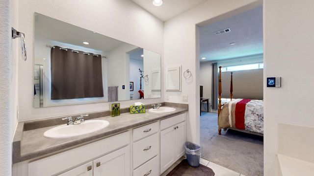 6119 Wyeth Drive SE, Albuquerque, NM 87106