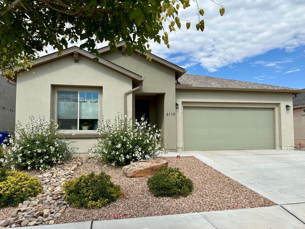 6119 Wyeth Drive SE, Albuquerque, NM 87106