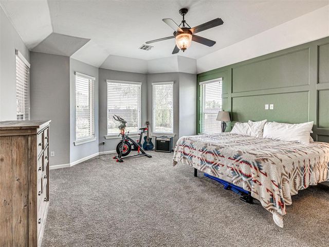 406 Rochester Court, Tuttle, OK 73089