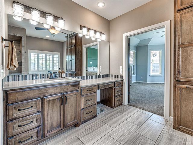 406 Rochester Court, Tuttle, OK 73089