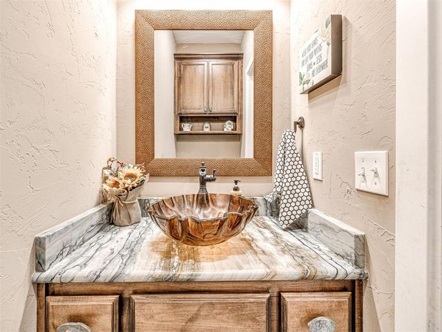 406 Rochester Court, Tuttle, OK 73089