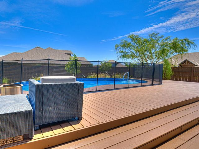 406 Rochester Court, Tuttle, OK 73089