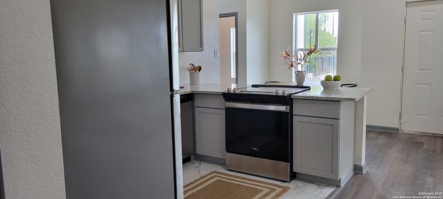 2014 Montezuma, San Antonio, TX 78207