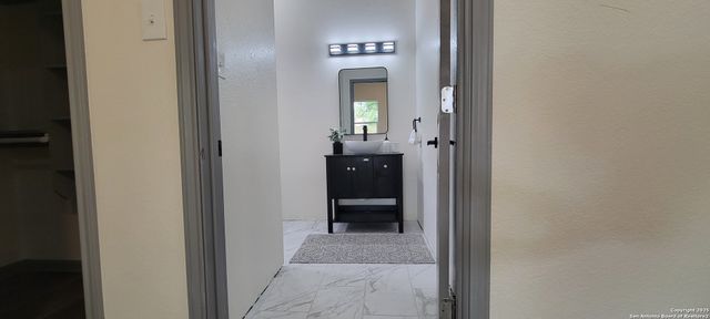 2014 Montezuma, San Antonio, TX 78207