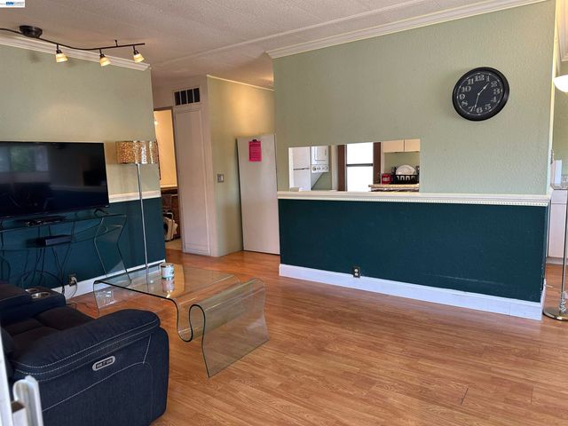 1150 W Winton Ave 470, Hayward, CA 94545
