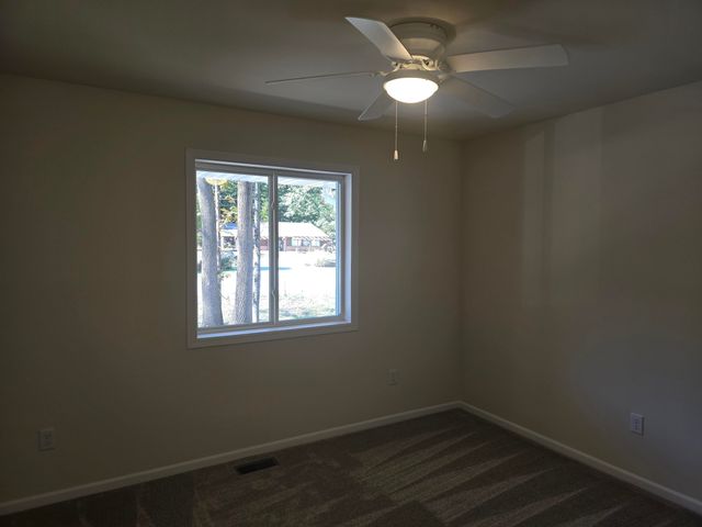 1524 S Woodland Avenue, Michigan City, IN 46360