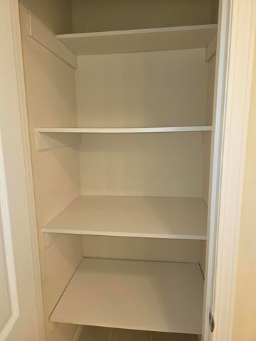 1524 S Woodland Avenue, Michigan City, IN 46360