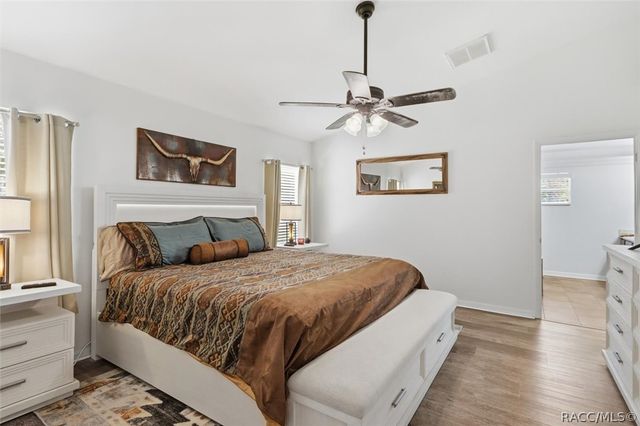 10 Cyclamen Court W, Homosassa, FL 34446
