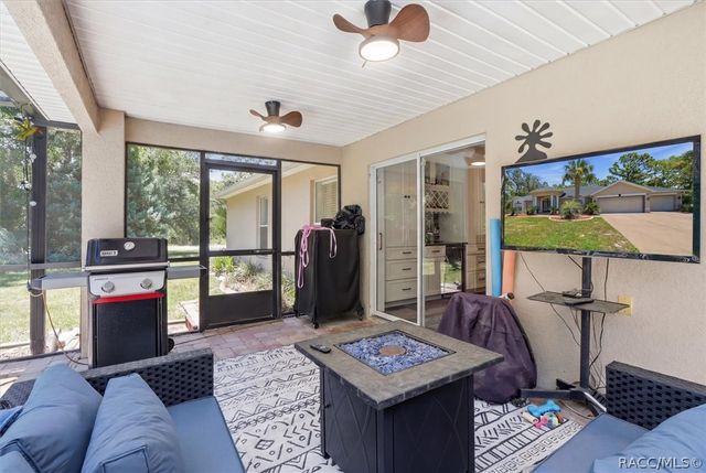 10 Cyclamen Court W, Homosassa, FL 34446
