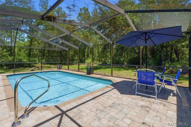 10 Cyclamen Court W, Homosassa, FL 34446