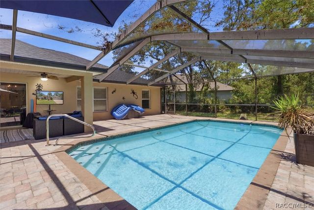 10 Cyclamen Court W, Homosassa, FL 34446