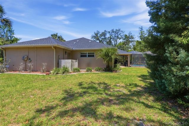 10 Cyclamen Court W, Homosassa, FL 34446