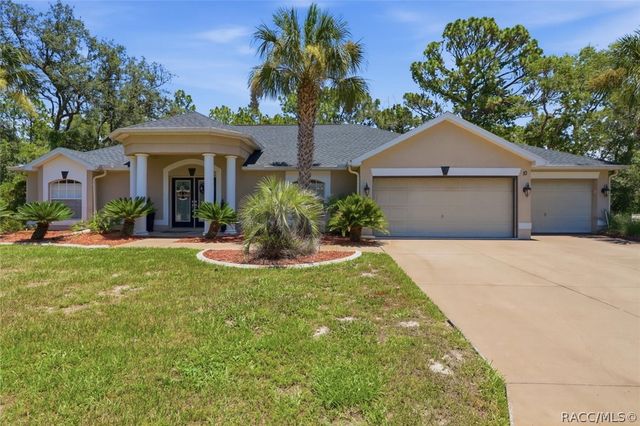 10 Cyclamen Court W, Homosassa, FL 34446