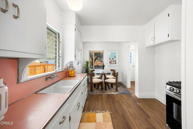 3323 Thorpe Avenue, Los Angeles, CA 90065