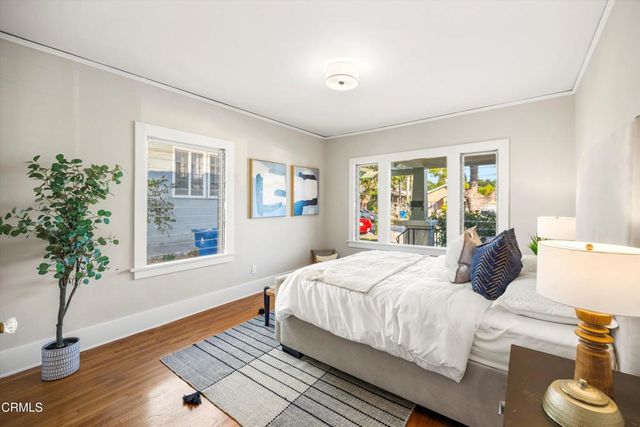 3323 Thorpe Avenue, Los Angeles, CA 90065