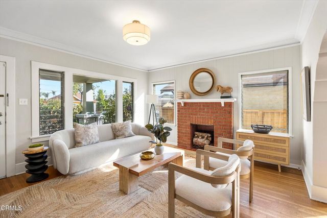 3323 Thorpe Avenue, Los Angeles, CA 90065