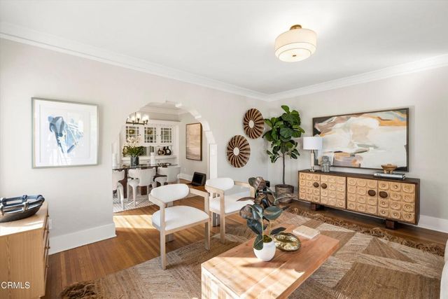 3323 Thorpe Avenue, Los Angeles, CA 90065