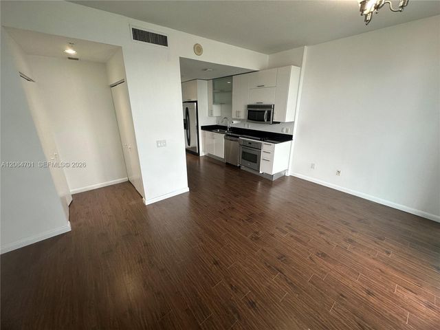 60 SW 13th Street 1919, Miami, FL 33130