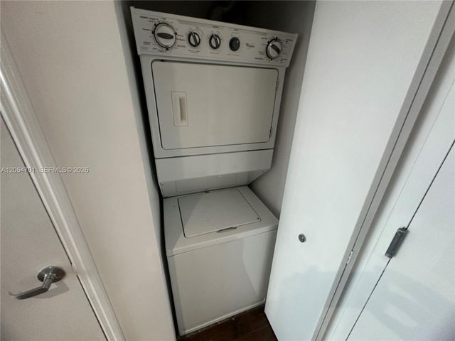 60 SW 13th Street 1919, Miami, FL 33130