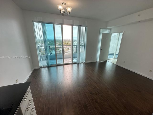 60 SW 13th Street 1919, Miami, FL 33130