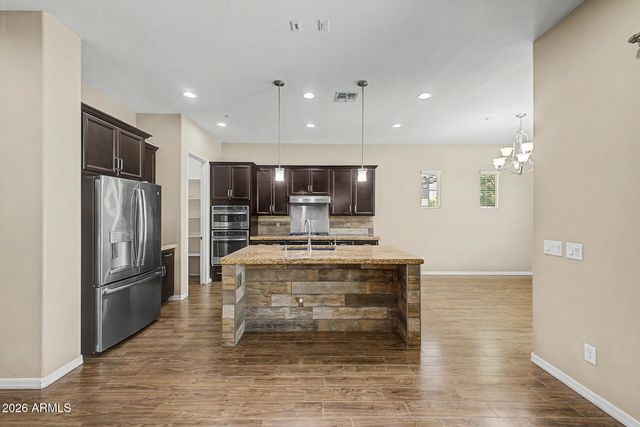 450 E TORREY PINES Place, Chandler, AZ 85249