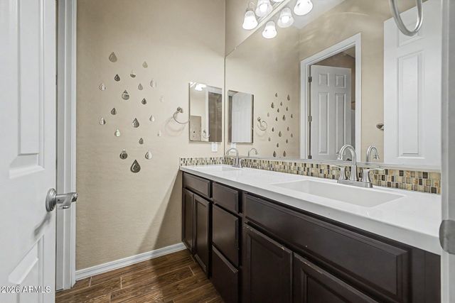 450 E TORREY PINES Place, Chandler, AZ 85249
