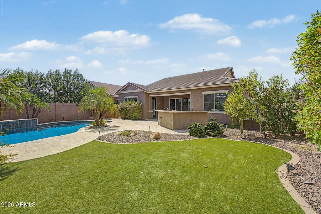 450 E TORREY PINES Place, Chandler, AZ 85249 — photo 2