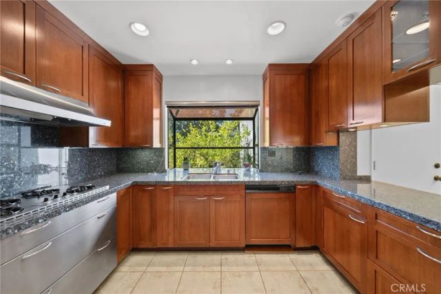 13523 Cheltenham, Sherman Oaks, CA 91423