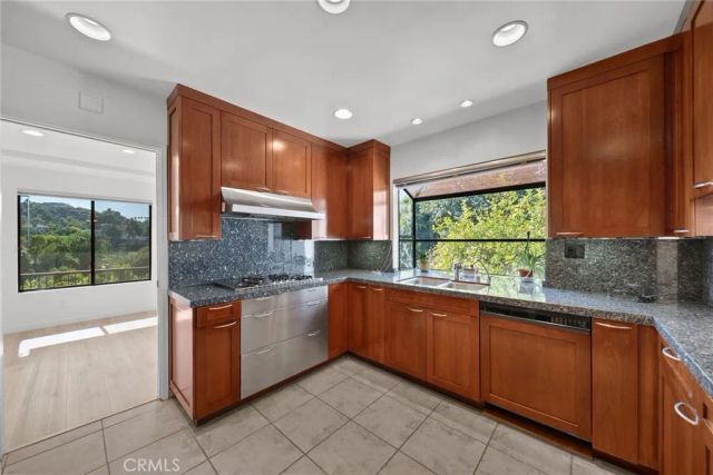 13523 Cheltenham, Sherman Oaks, CA 91423