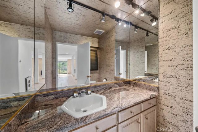 13523 Cheltenham, Sherman Oaks, CA 91423