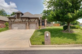 5386 South Fort Avenue, Springfield, MO 65810