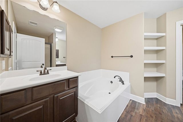 1722 Creekside, College Station, TX 77845
