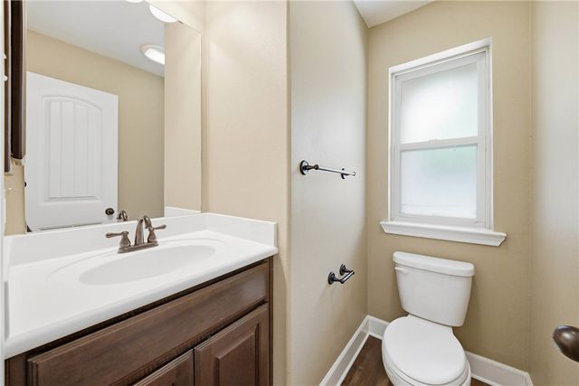 1722 Creekside, College Station, TX 77845