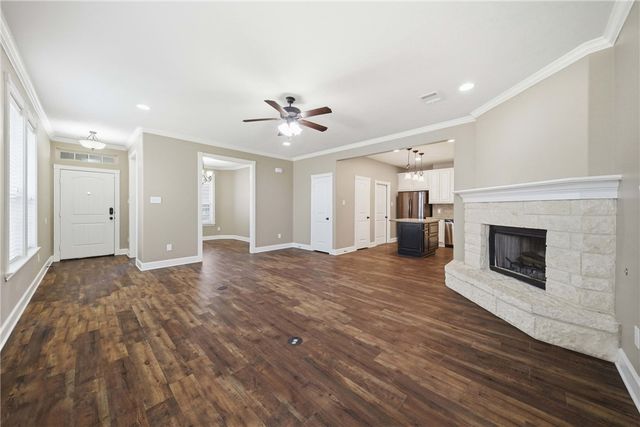 1722 Creekside, College Station, TX 77845