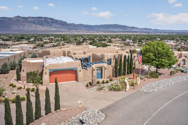 480 Valle Vista Road, Corrales, NM 87048